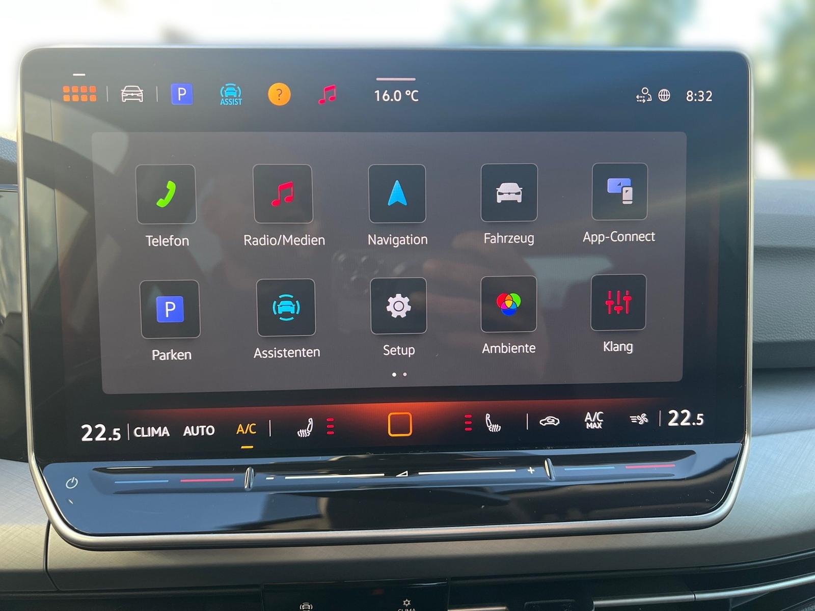 Volkswagen Golf Life *AHK*PANO*SHZ*FACELIFT*LED*APP CONNECT, миниатюра 7