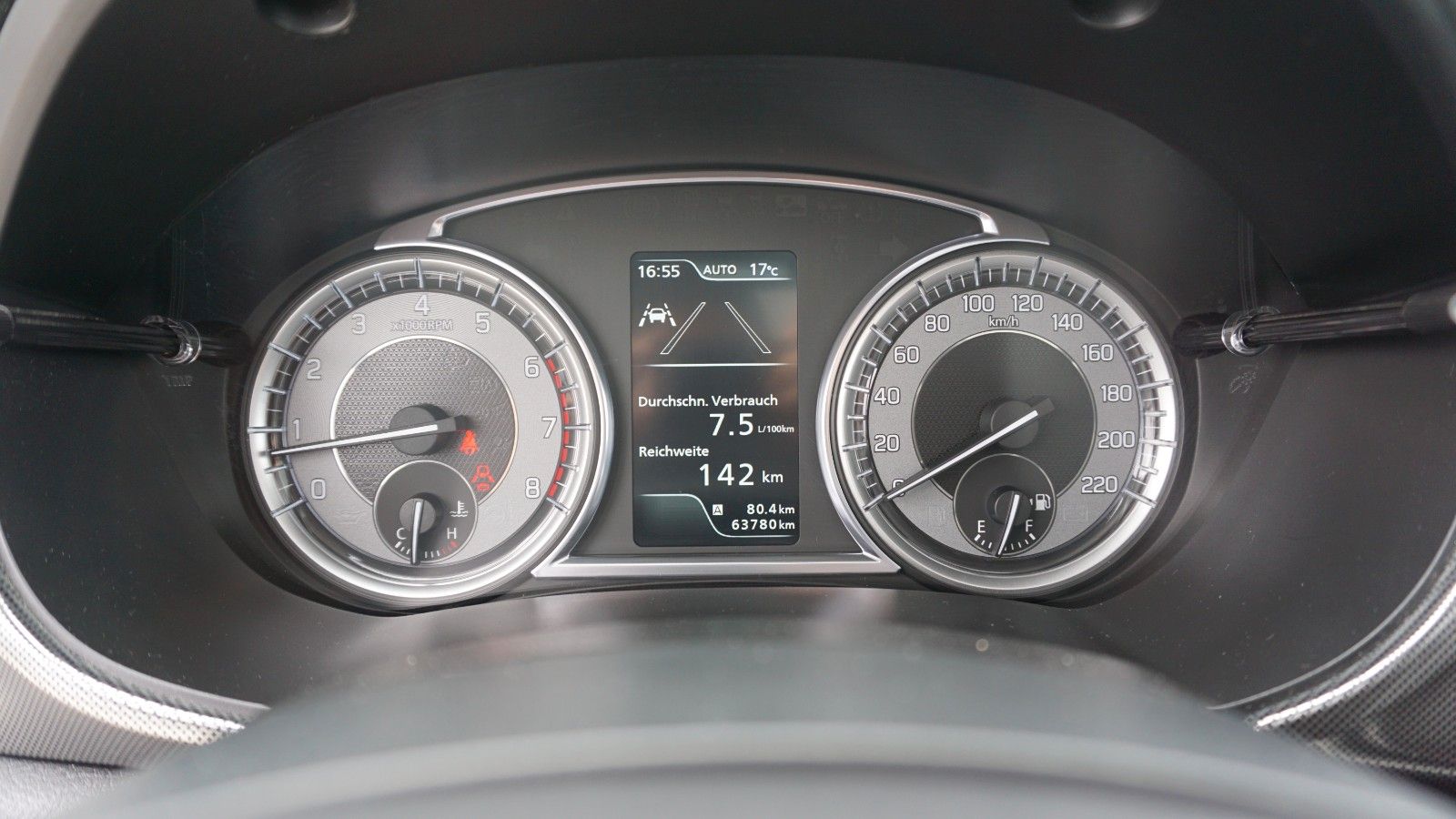 Fahrzeugabbildung Suzuki Vitara 1.4 Mild-Hybrid Comfort+ 4x4, Navi, LED