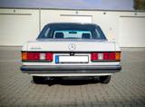 Mercedes-Benz 200 (Oldtimer W123) - Mercedes-Benz W123