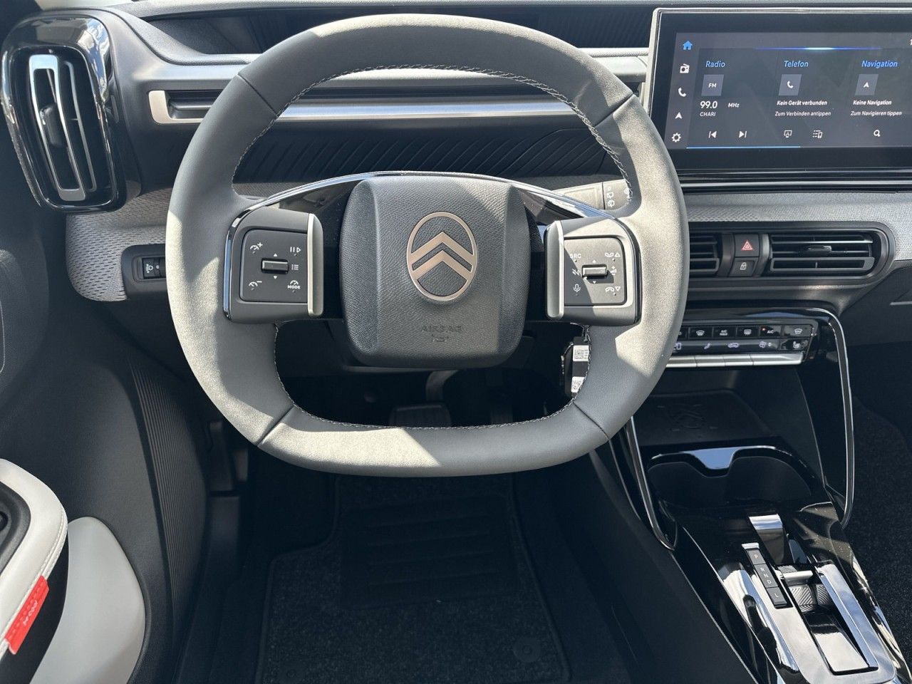 Fahrzeugabbildung Citroën C3 Hybrid 110 Doppelkupplung 6-Gang Max - mit KI generiert/bearbeitet