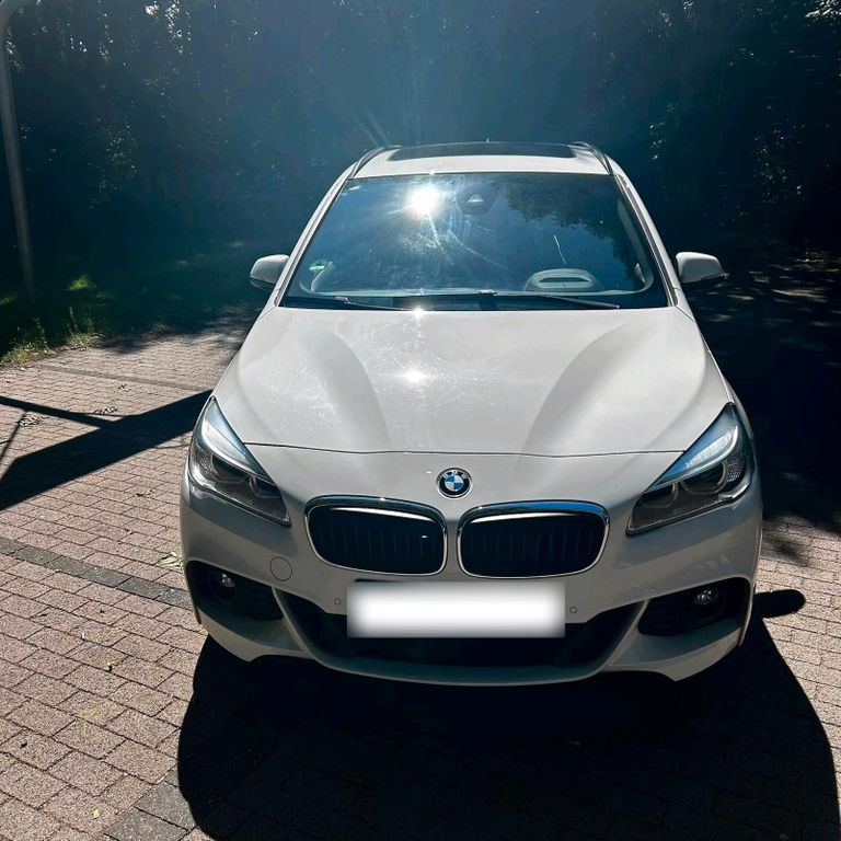 Image of BMW 220
