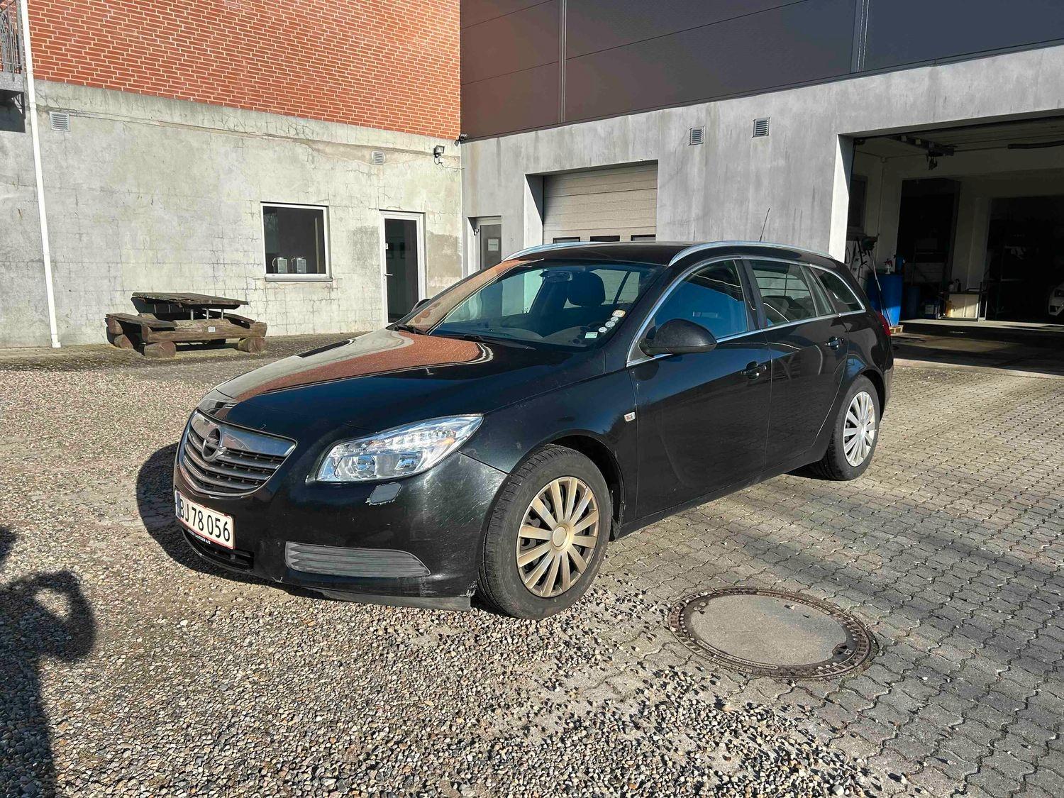 Opel Insignia A Sports Tourer Edition
