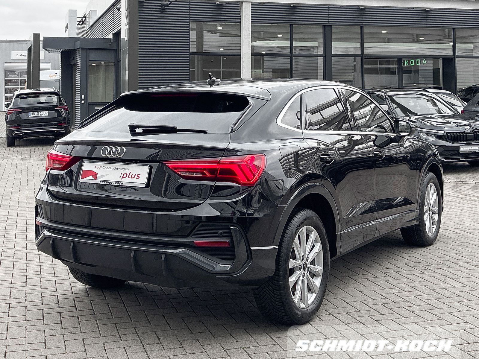 Audi Q3 SPORTBACK 45 TFSIE S-TRONIC ACC AHK ALLWTTR. foto 2