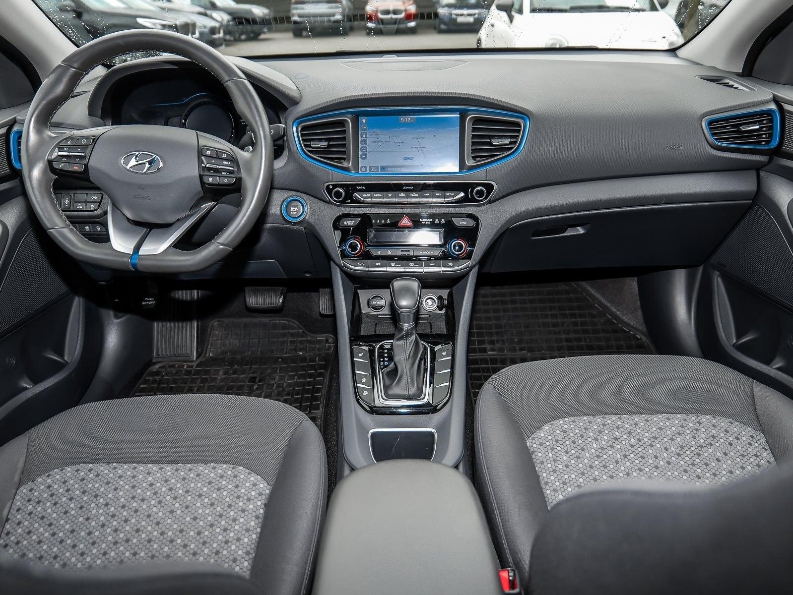 Hyundai IONIQ Style Plug-In Hybrid+ACC+NAVI+Sound Syst. 