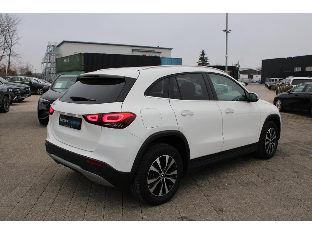 Mercedes-Benz GLA 250