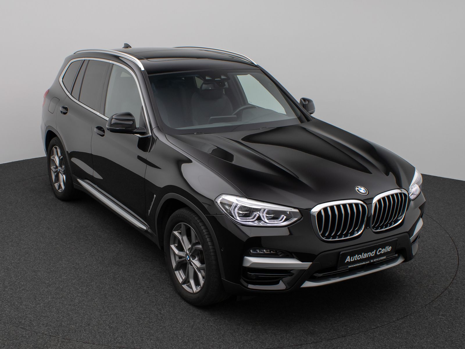 Fahrzeugabbildung BMW X3 xD20d xLine Panorama 360°DAB HiFi AHK Komfort