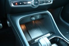 Fahrzeugabbildung Volvo XC40 T5 AWD Autom. R-Design INTRO*360°*PANO*ACC*