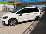 Volkswagen VW Touran 1,5TSI DSG 3xR-Line+AHK+Pano+Stndheiz+ - Volkswagen Touran: Leder, Navigationssystem