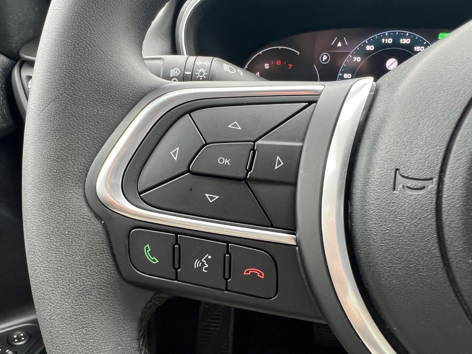 Fahrzeugabbildung Fiat Tipo Cross