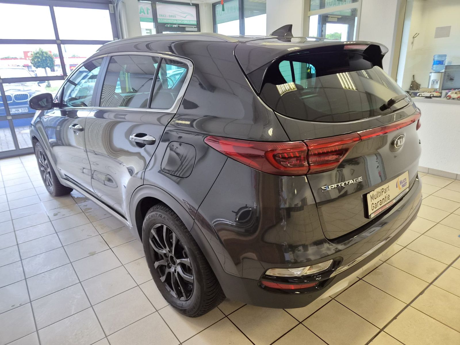 Fahrzeugabbildung Kia Sportage GT-Line 4WD / SCHECKHEFT / 1. HAND