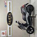 Yamaha X-Max 250 - 2010 - ROLLER 250