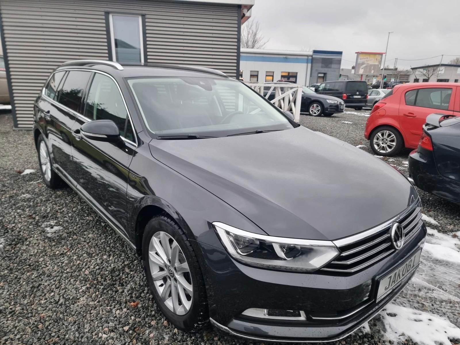 Volkswagen Passat Variant 2.0TDI Highline ACC Leder AHK LED