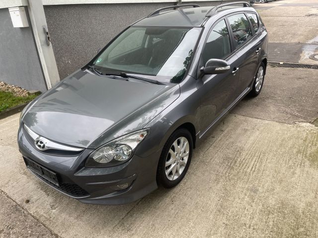 Hyundai i30 CW 1.6 CRDi 66 kW Edition20 Euro 5