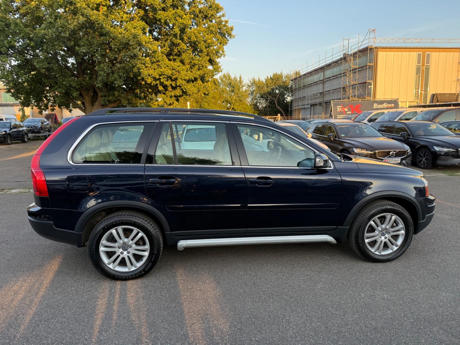 VOLVO XC90 - D5 185 CV - 7PL - CARNET ENTRETIEN