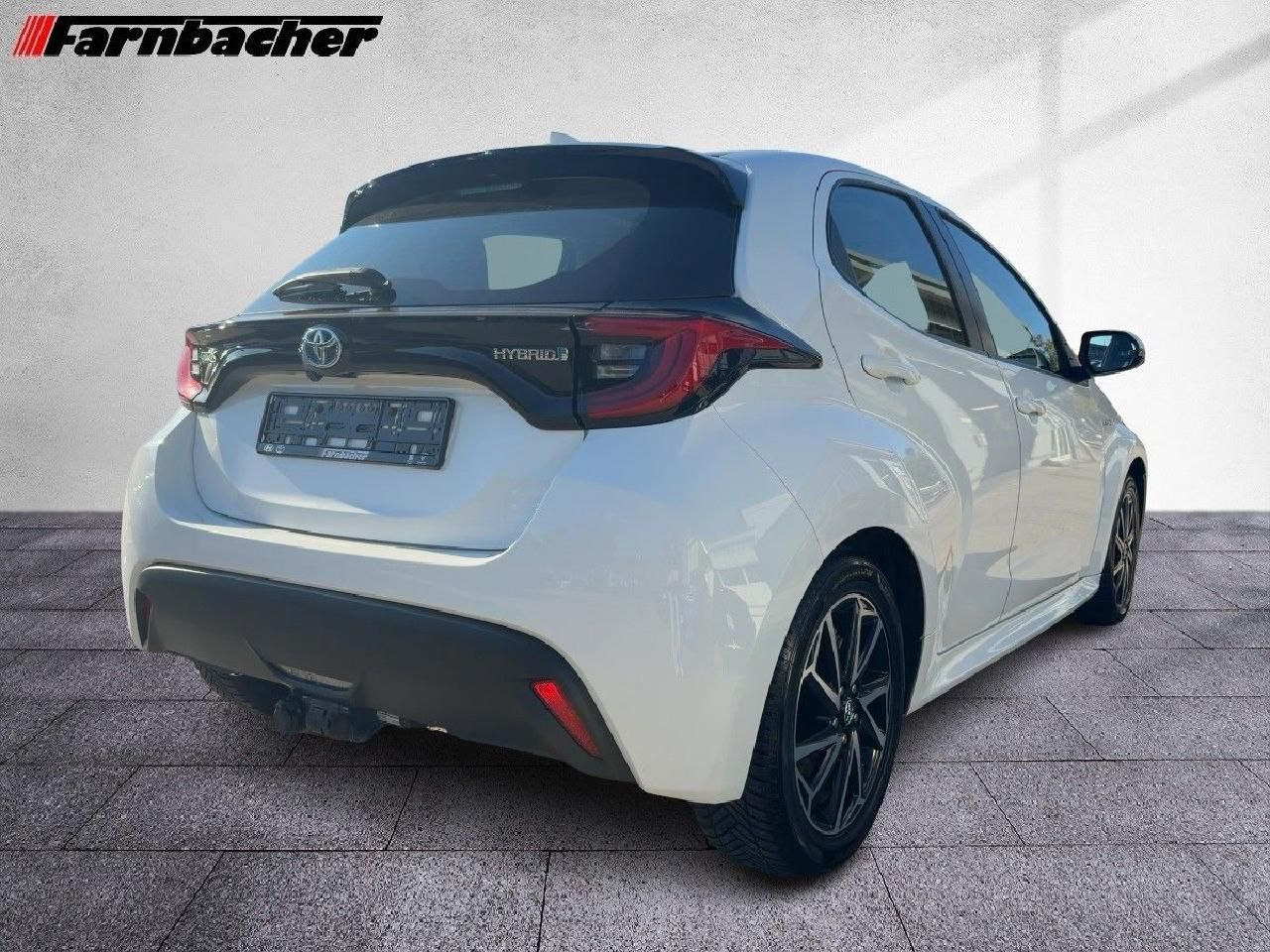 Fahrzeugabbildung Toyota Yaris 1,5 Hybrid Club *AHK+SHZ+Comfortpaket