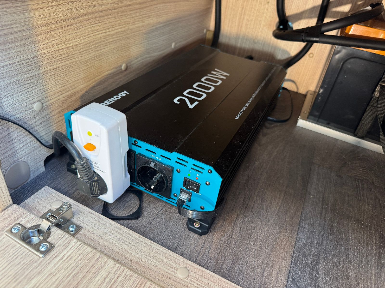 Fahrzeugabbildung Sunlight T 68 ADVENTURE EDITION FIAT LITIHIUM INVERTER 1H