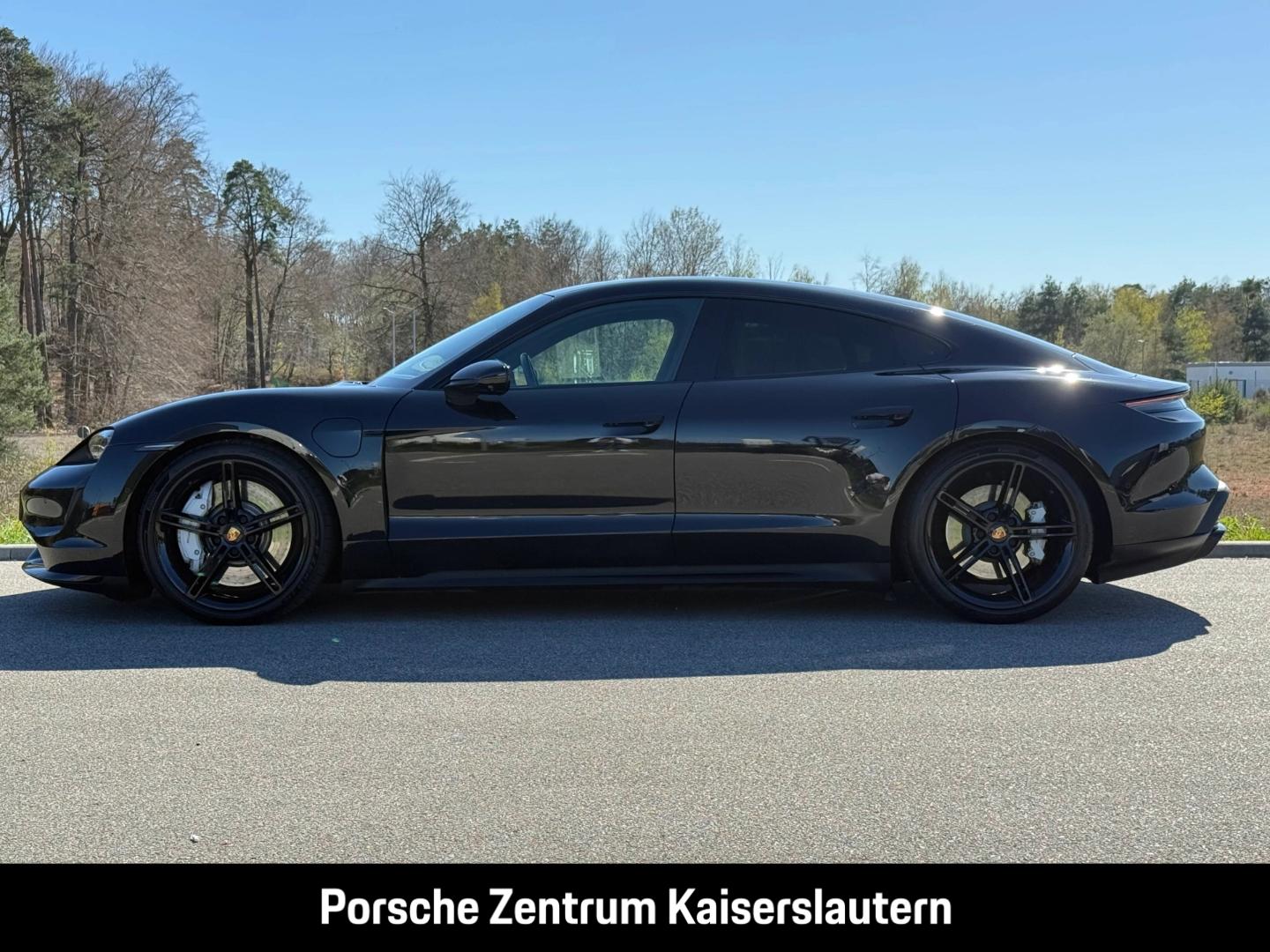 Porsche Taycan Turbo Clubleder Nachtsicht InnoDrive