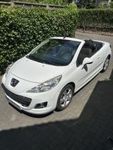 Peugeot  207 CC  gepflegt !! - Peugeot 207 in Solingen