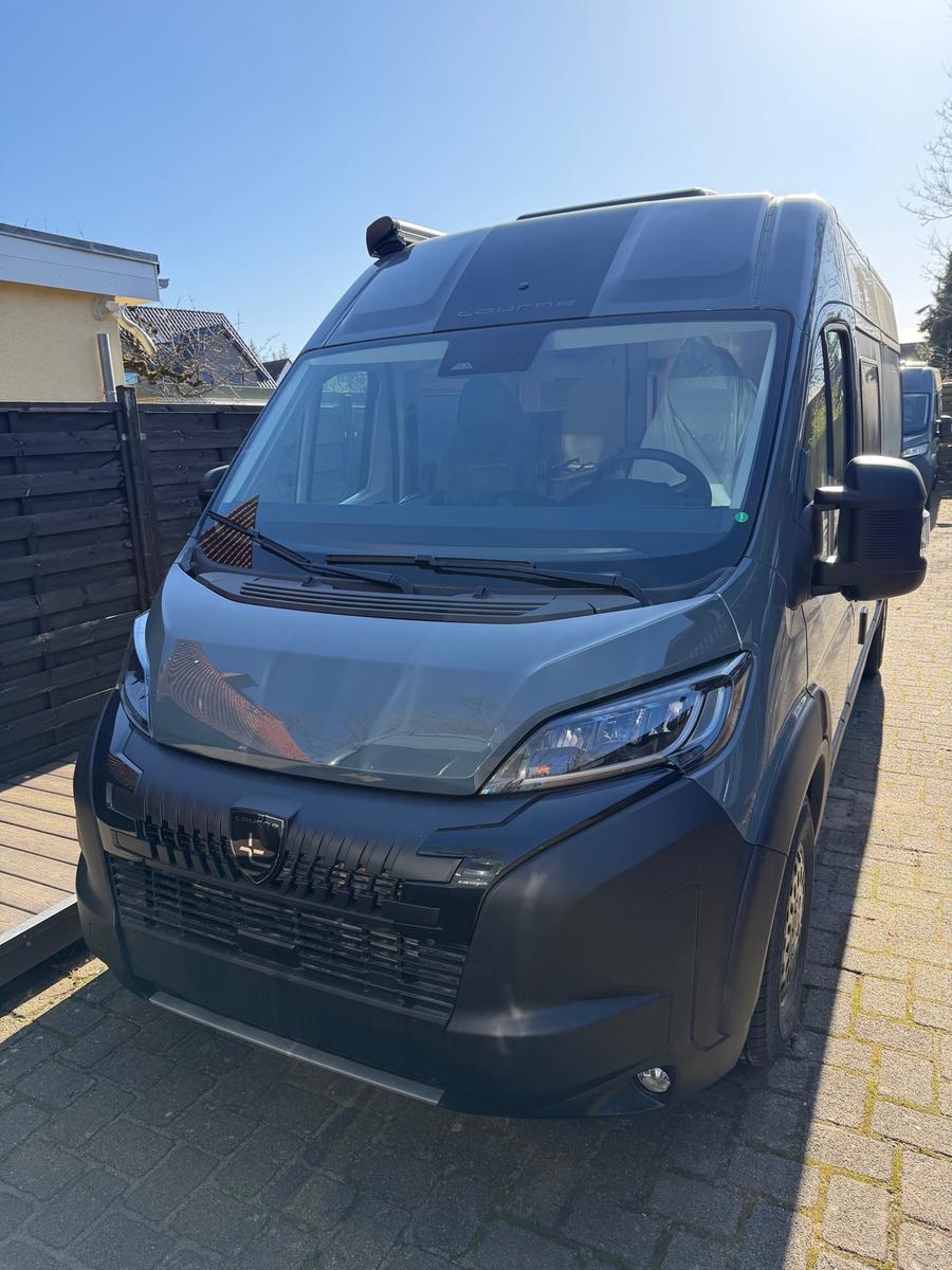 Tourne CruiseGris Thunder 6.0 180PS Automatik