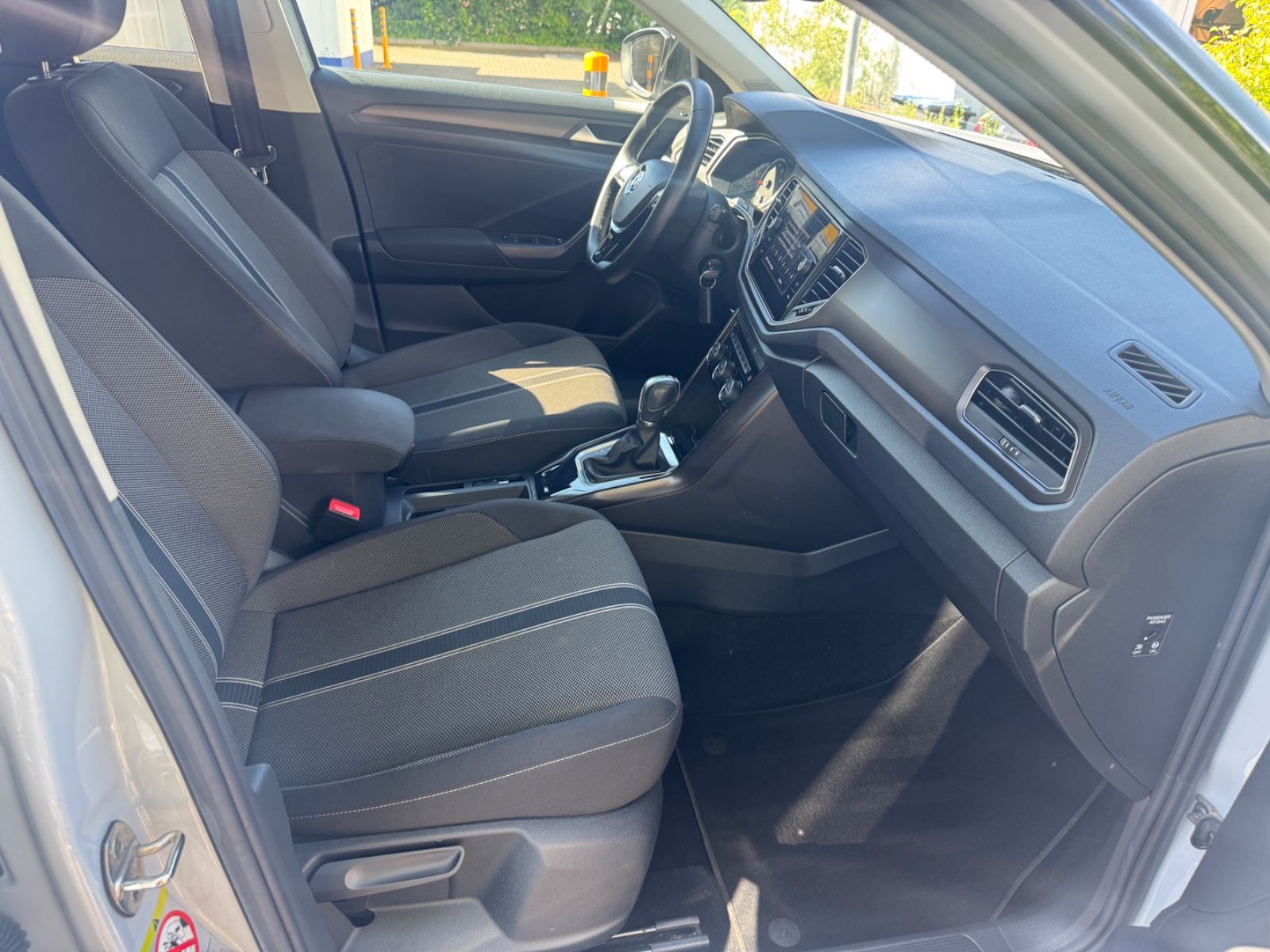 Fahrzeugabbildung Volkswagen T-Roc Style LED+Kamera+Navi+LANE+ACC