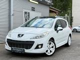 Peugeot 207 SW 1.4 VTi Family *LED*PANO*17-ZOLL*PDC* - Peugeot 207 aus 2011: SW
