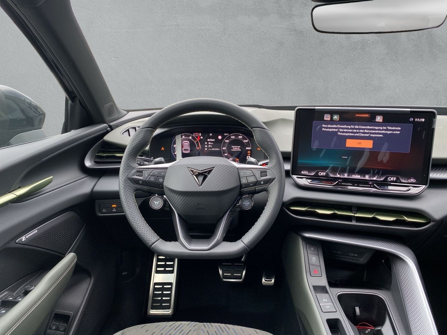 Fahrzeugabbildung CUPRA Terramar 1.5 e-Hybrid 200 VZ*TRIBE-Ed*Sennhei Ma