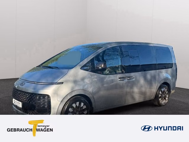 Hyundai Staria Signature 7Sitzer 2.2 4WD LederNavi 360°