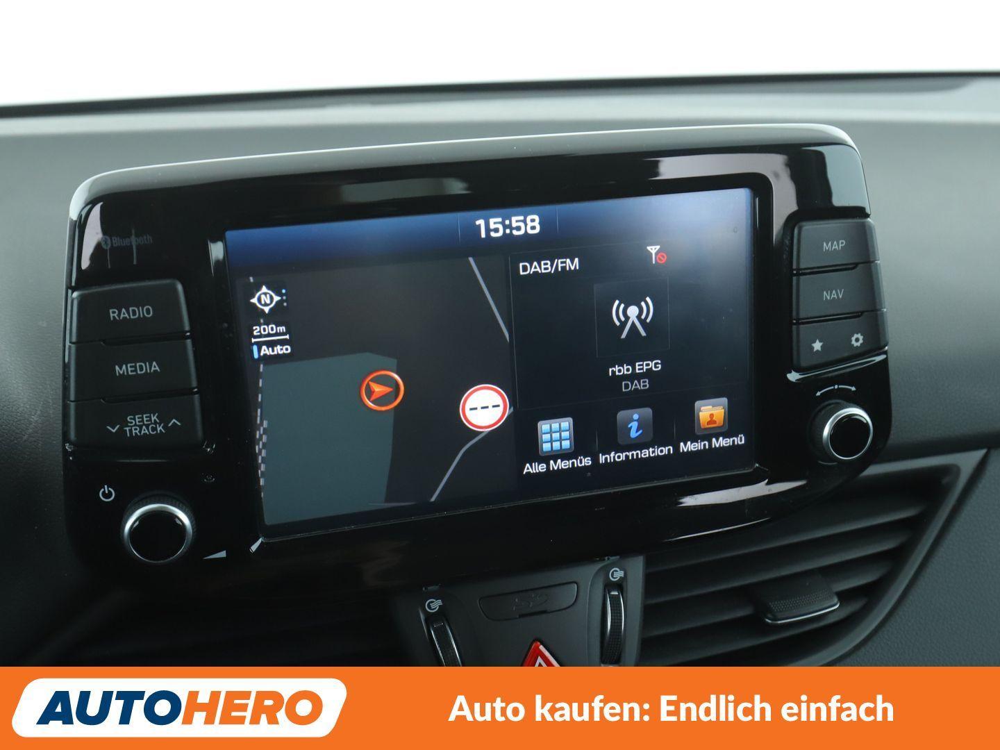 Hyundai i30 1.4 TDGI *NAVI*PDC*SHZ*KLIMA*