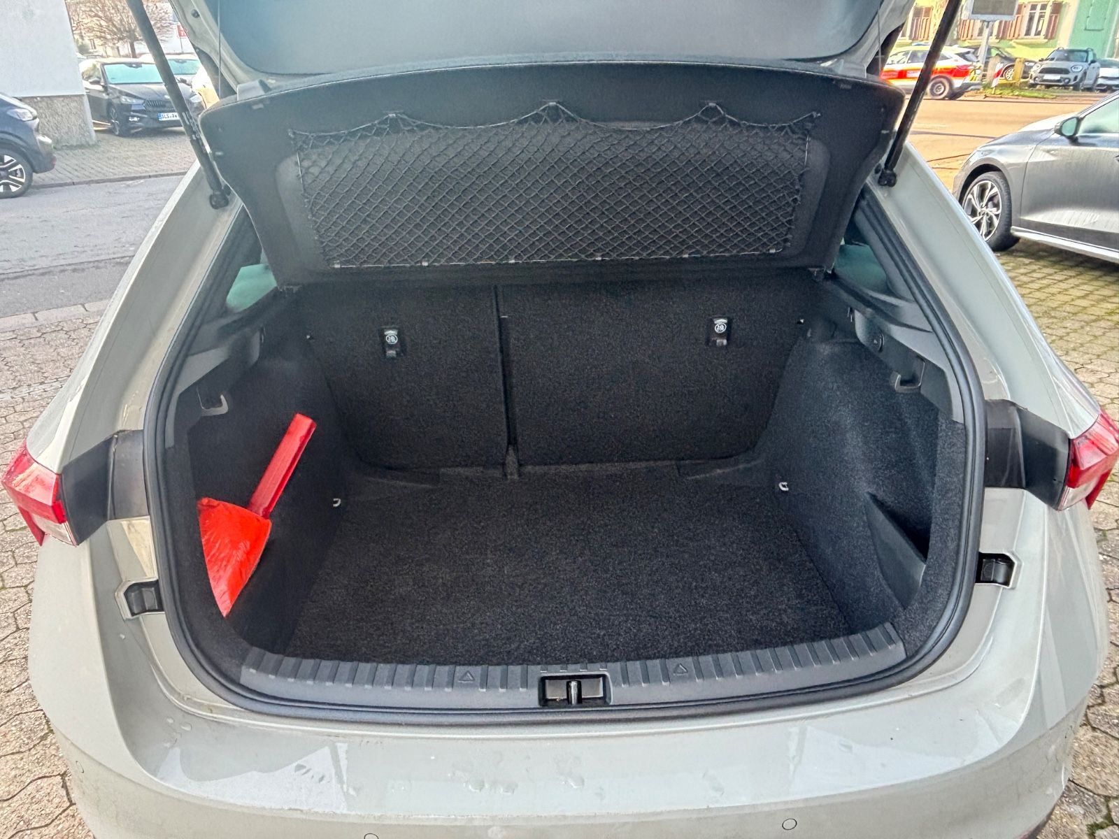 Fahrzeugabbildung SKODA Scala MC 1.5 TSI PANO KAM SHZ