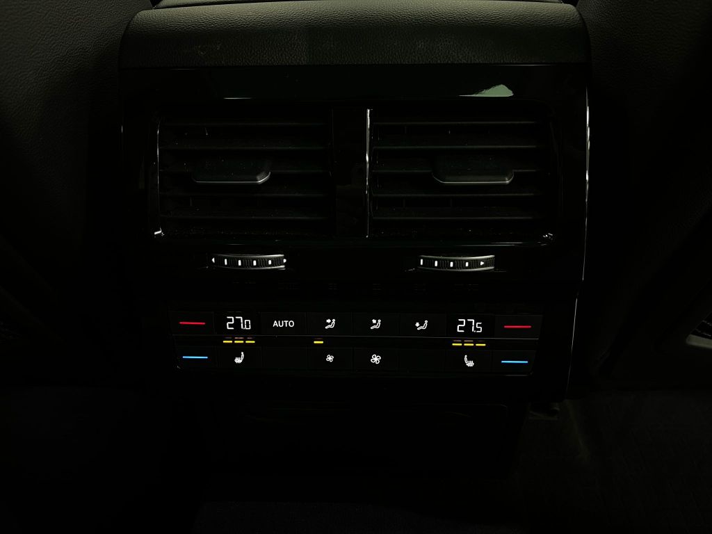 Volkswagen Touareg 3.0 TDI Elegance 4M*Matrix*Pano*Luftfed.