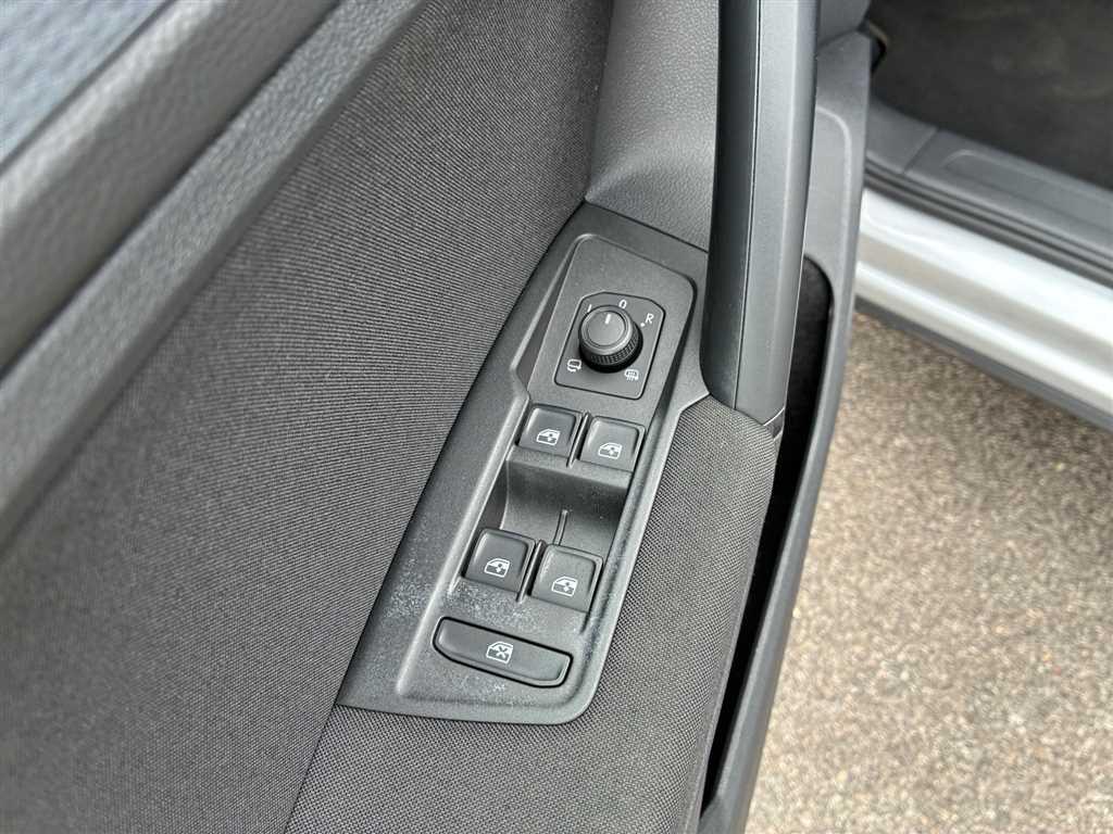 Volkswagen Tiguan Life 2.0 TSI 4MOTION DSG Navi Winterpaket, миниатюра 14