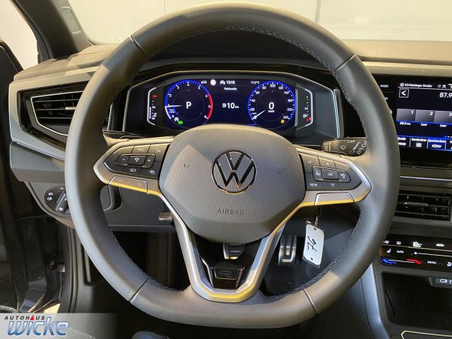 Polo 1.0 TSI DSG R-Line NAVI KLIMA REAR VIEW 17