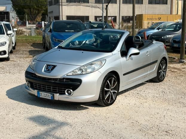 Peugeot 207 1.6 THP 150CV 3p. Féline