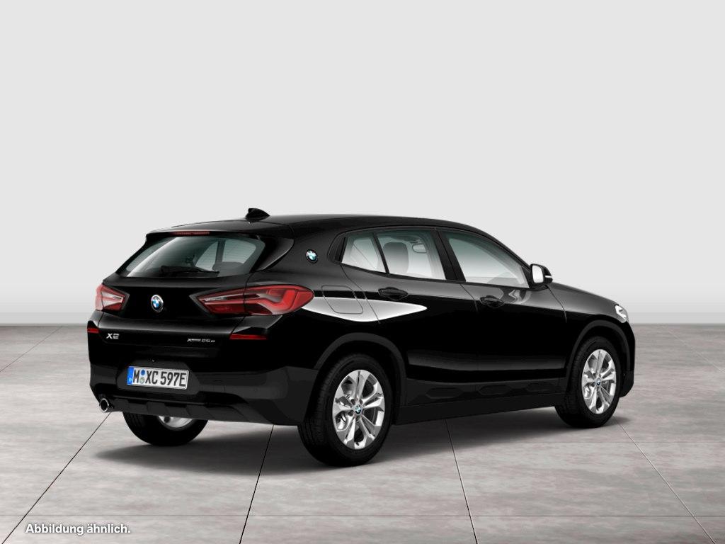 BMW X2 xDrive25e Advantage PA LED RFK Shz. Navi DAB