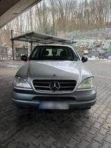 Mercedes-Benz Mercedes ML 320 4MATIC  Leder | AHK | TÜV... - Mercedes-Benz ML 320 in Mainz