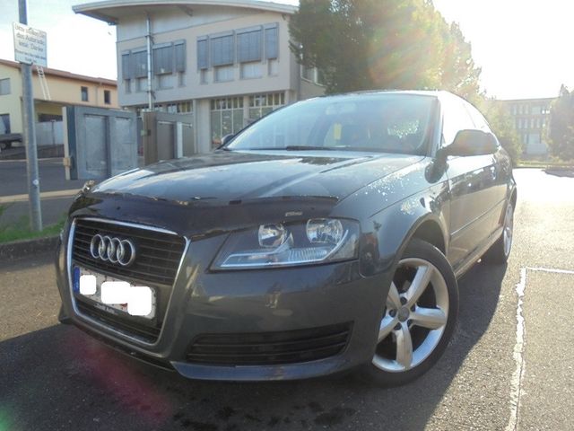 Audi A3 1.9 TDI (DPF)AmbienteTÜV 08/26;ROSTFREI;LEDER