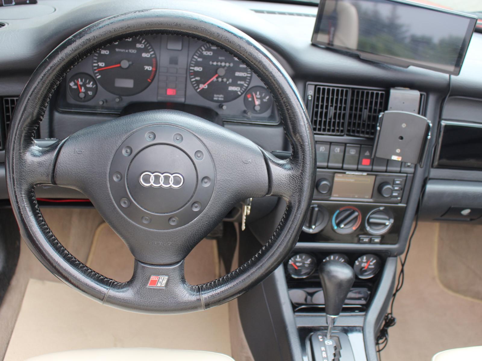 Audi 80 2.8 V6 AT Cabrio CarPlay Kamera el.Verd.Klima