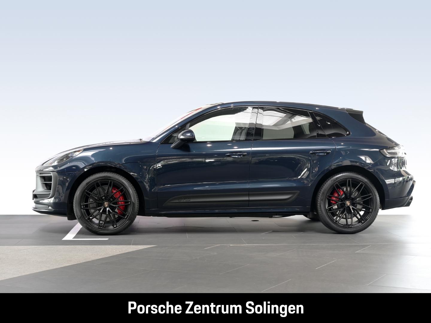 Porsche Macan GTS PANO LUFT AHK 21'' PRIVACY 1. Hand