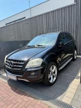 Mercedes-Benz ML 350 CDI 4MATIC - - Mercedes-Benz ML 350 in Frankfurt (Main)