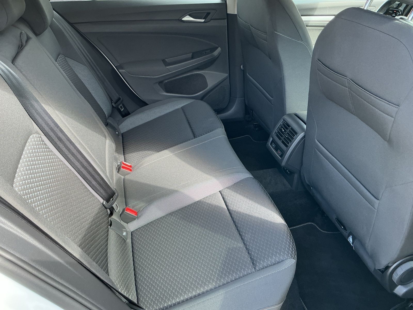 Volkswagen Golf - Bild 16