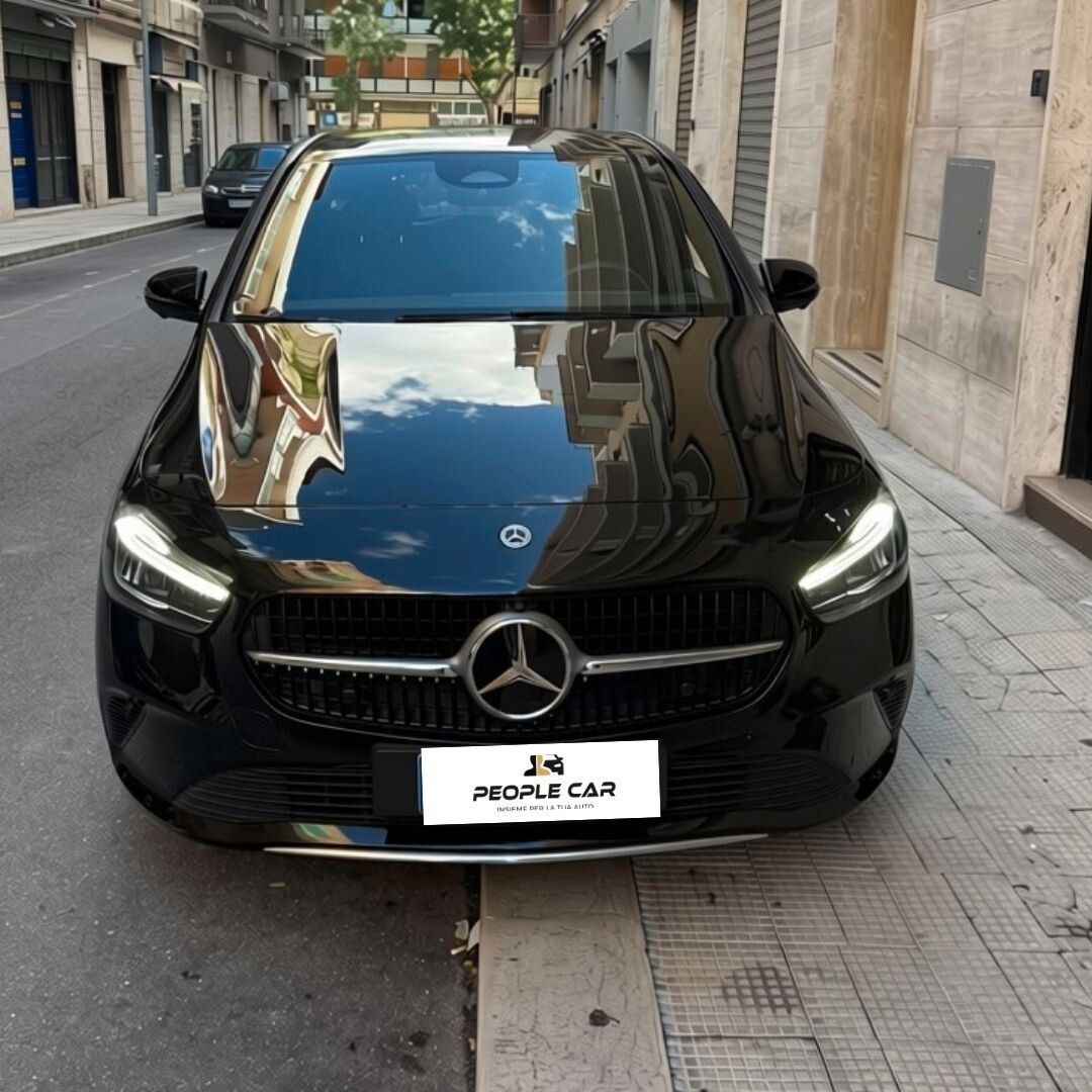 Other Mercedes Classe B 180d 116CV **UNICO PROPRIETARI imagem 2