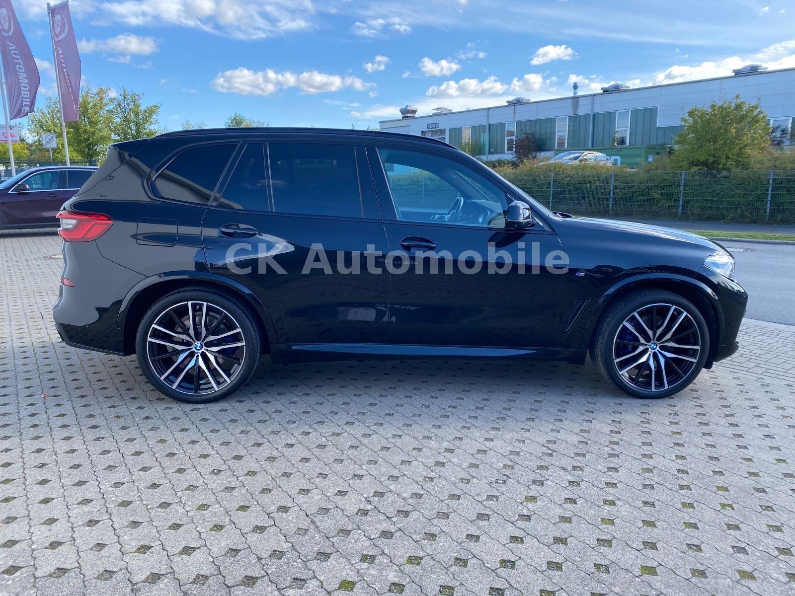 Fahrzeugabbildung BMW X5 xDrive 30d MSport/22Zoll/HeadUp/Pano/360°/LED