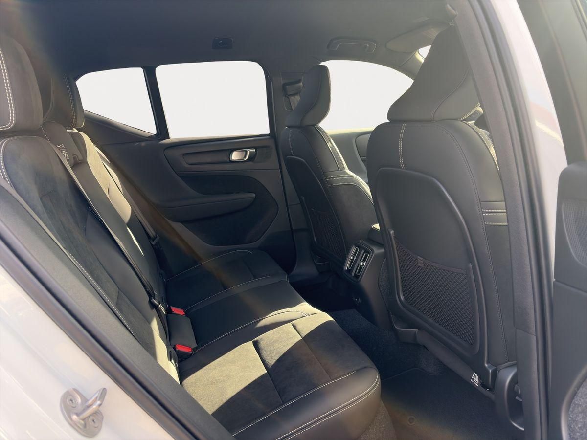 Volvo EX40 - Bild 17