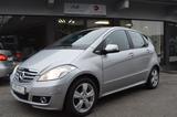 Mercedes-Benz A 180 "Avantgarde Line" Autom. /AHK/PDC/Sitzh./ - Mercedes-Benz A-Klasse: Avantgarde