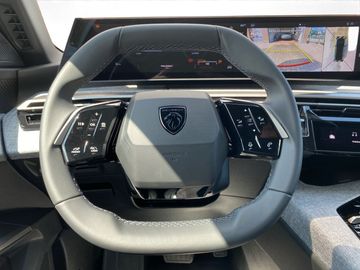 Peugeot 3008 1.2 145 Allure 360+Kam.+KeyLess+LED+Navi