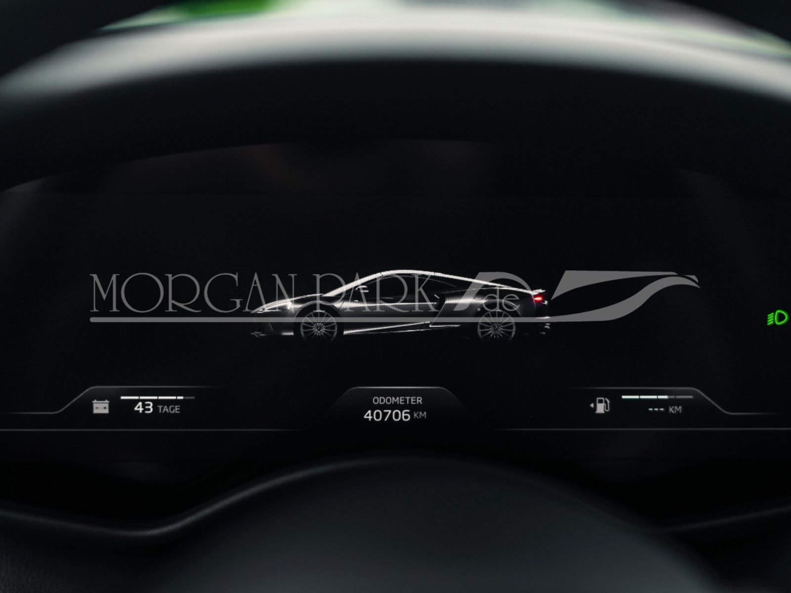 Fahrzeugabbildung McLaren GT *Storm Grey Metallic* + MwSt. + Sportauspuff