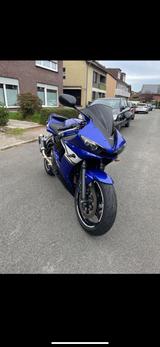 Yamaha R6  RJ09 - YAMAHA 2004 R6