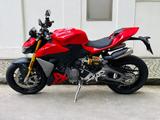 Ducati Streetfighter V2S - DUCATI STREETFIGHTER V2