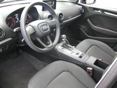 Fahrzeugabbildung Audi A3 Lim. 1.5 TFSI S-TRONIC NAVI/SHZ/TEMP./XENON