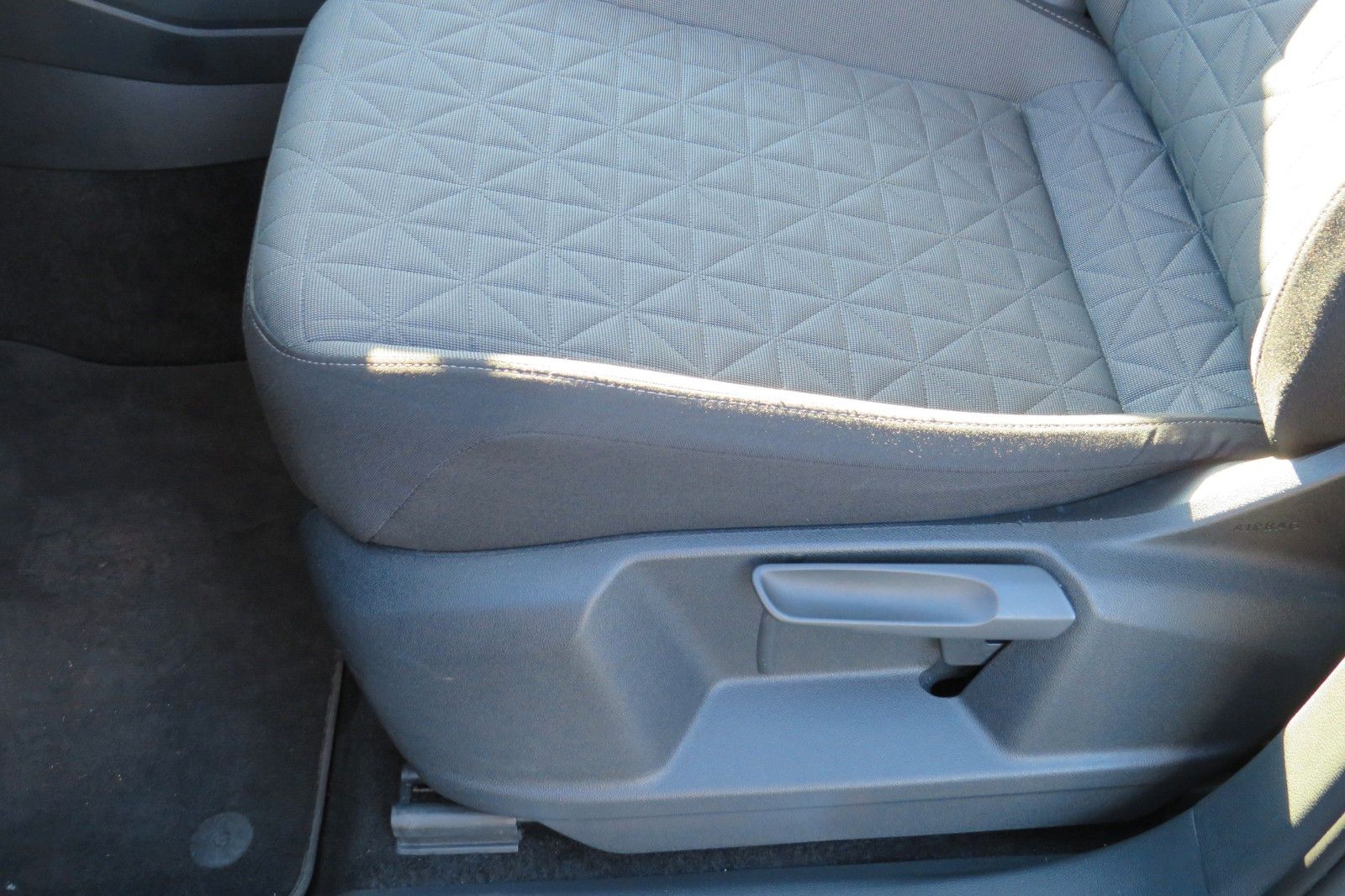 Fahrzeugabbildung Volkswagen Tiguan Life TDI DSG AHK NAVI KAMERA LED ACC GJ